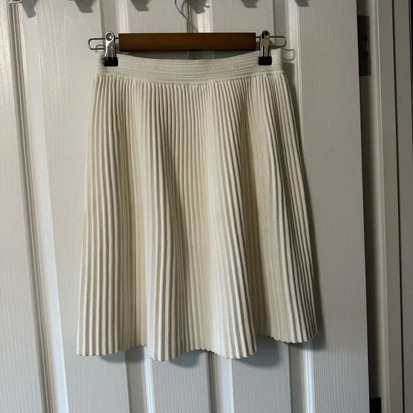 Rebecca Taylor Midi White Pleated Skirt - Picture 3 of 5